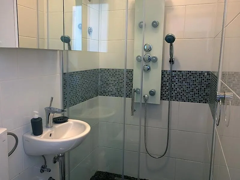 Apartment Mali سبليت 0*,